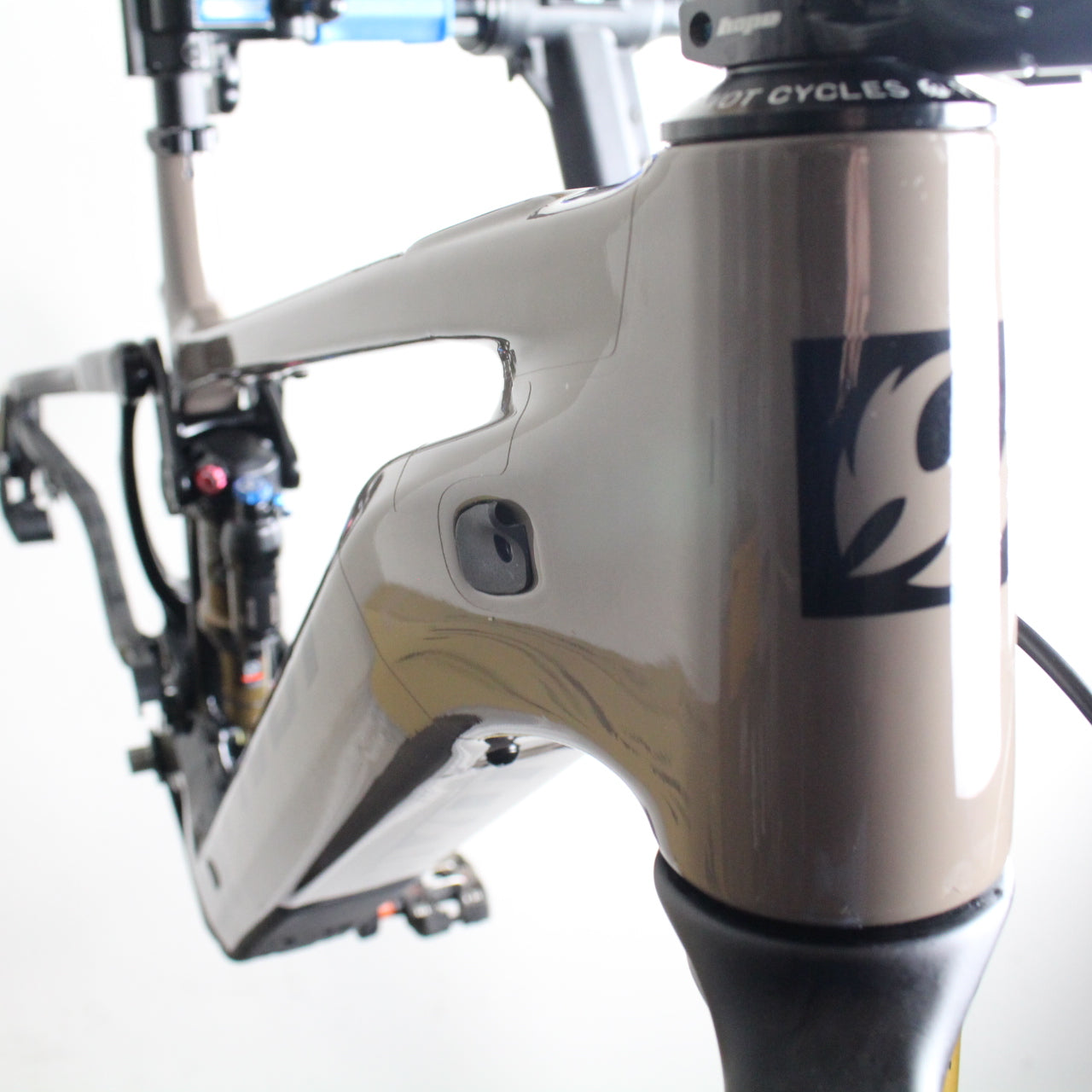 Pivot Shuttle AM 2025/26 | Frame Protection Kit